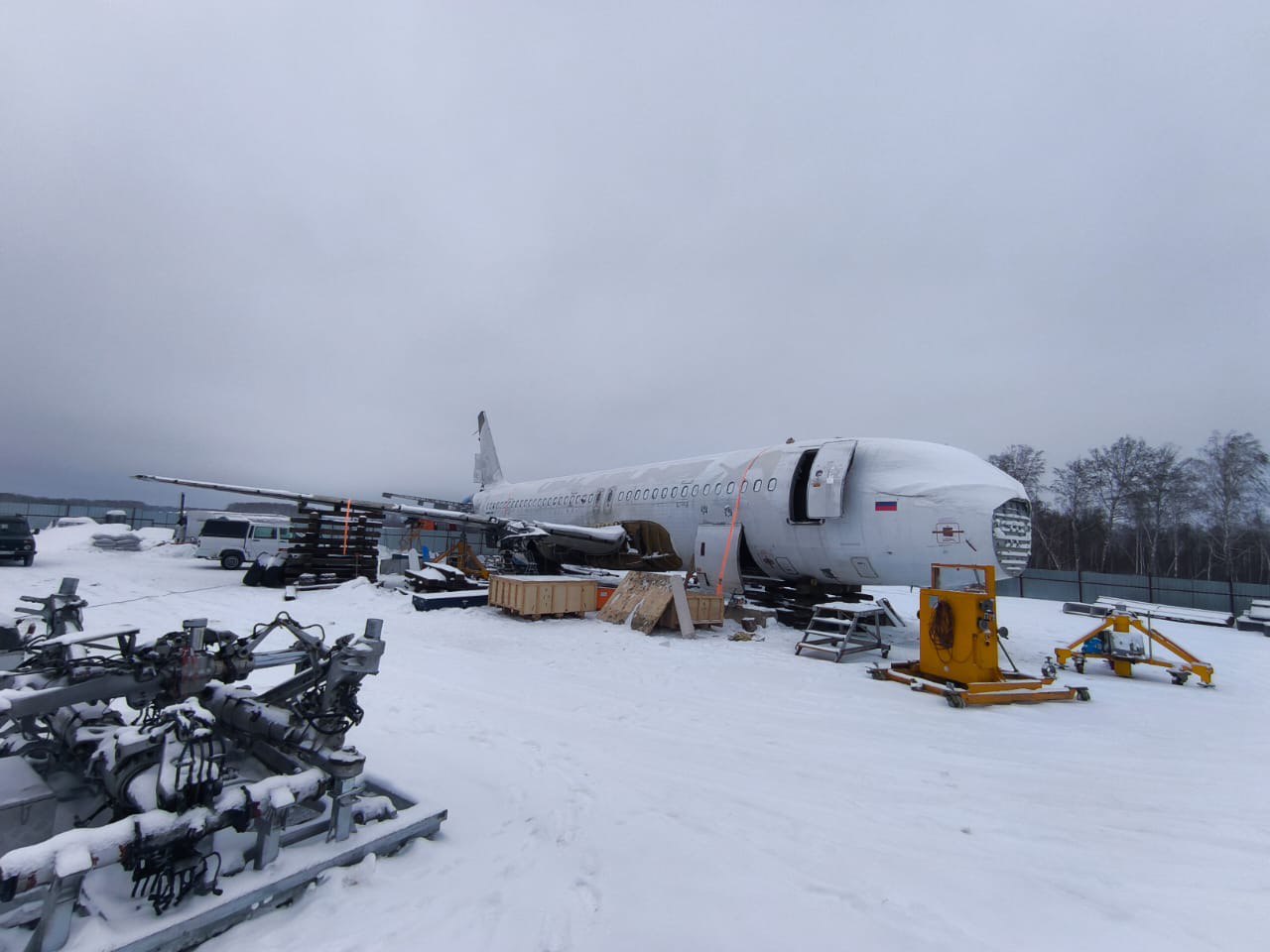 Ural Airlines Airbus A320 plane in the wheat field to be completely dismantled before March this year.